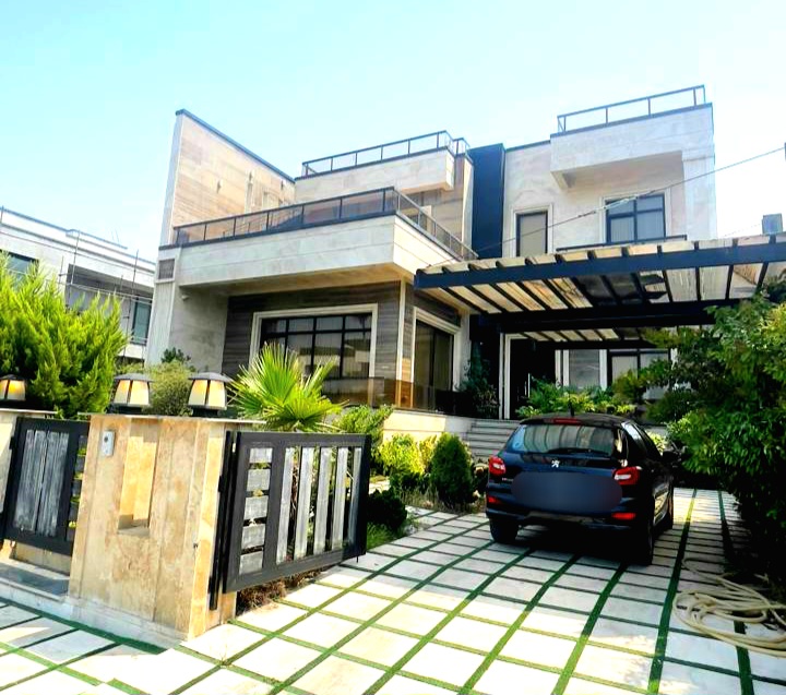 خرید ویلا مدرن لاکچری با استخر و مدارک کامل و فرنیش در منطقه دریابیشه