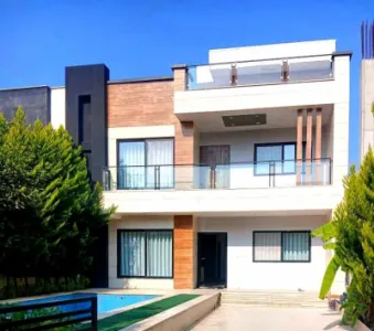 ویلا دوبلکس استخردار مبله کامل با سند تک برگ و نزدیک به دریا