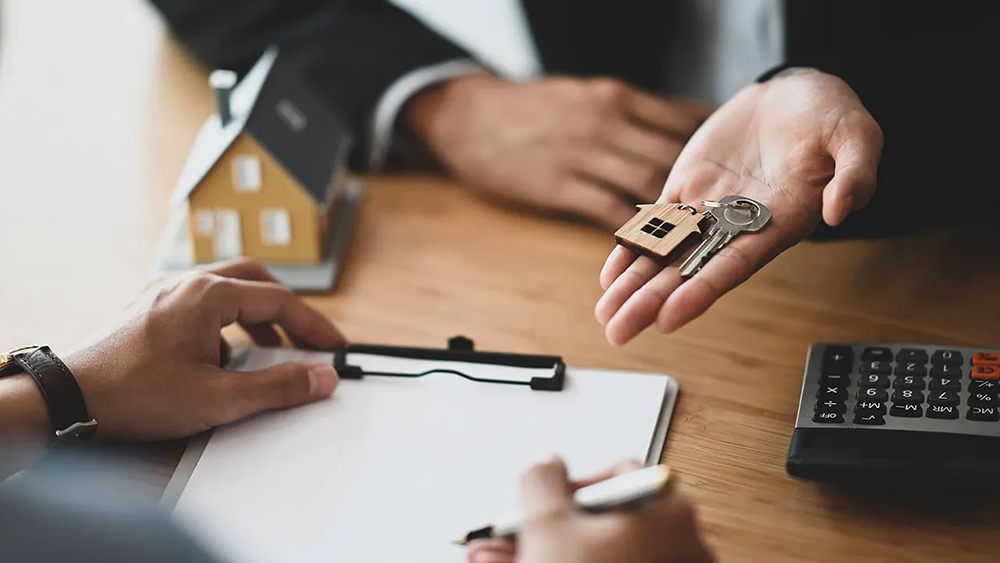 بررسی اشتباهات رایج معاملات ملک