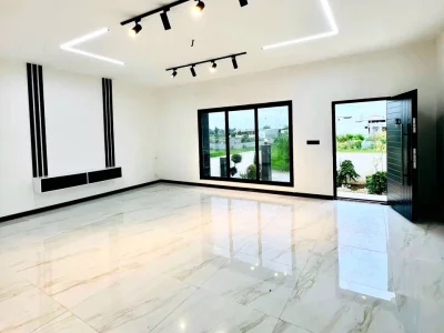 ویلا همکف خوش ساخت نما مدرن شهرکی 