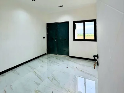 ویلا همکف خوش ساخت نما مدرن شهرکی 