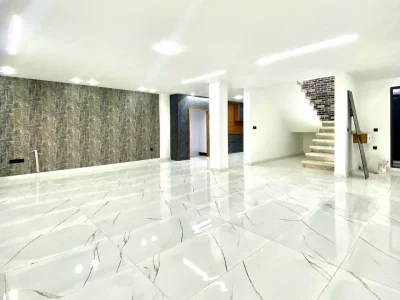 ویلا باغ استخردار با سند تک برگ در منطقه شهری 