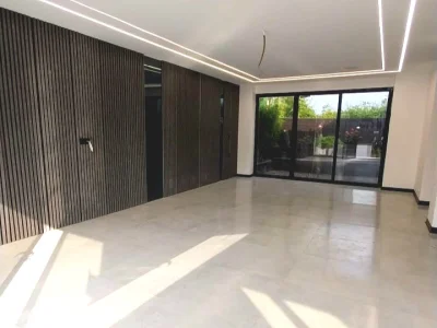 ویلا دوبلکس مدرن سه خواب با استخر روباز و روف با ویو جنگل 