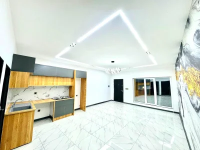 خرید ویلا همکف مدرن نوساز نزدیک به جاده با سند تک برگ و داخل بافت 