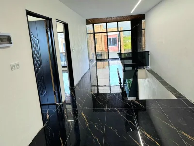 ویلا دوبلکس نما مدرن شهرکی با سند تک‌برگ 