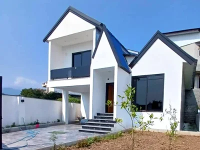 خرید ویلا نما انگلیسی داخل بافت در منطقه شهری چمستان 