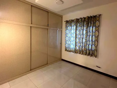 خرید ویلا همکف آجرنما حیاط دار شهرکی با قیمت مناسب 