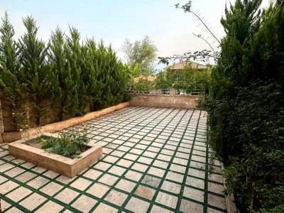 خرید ویلا همکف آجرنما حیاط دار شهرکی با قیمت مناسب 