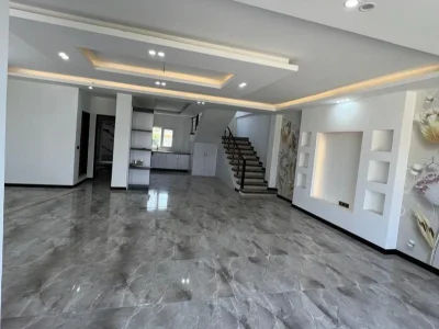 خرید ویلا تریبلکس مدرن استخردار با سند تک برگ شهرکی در آهودشت