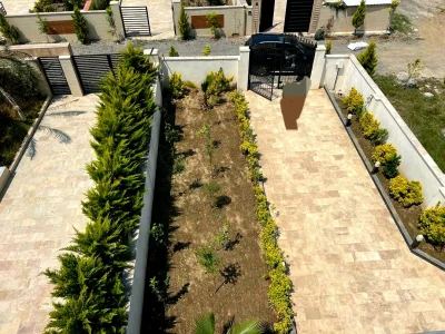 خرید ویلا تریبلکس مدرن استخردار با سند تک برگ شهرکی در آهودشت