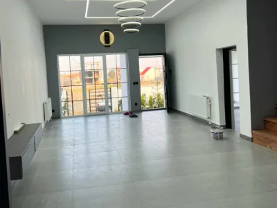 خرید ویلا دوبلکس مدرن سه خواب چسبیده به جنگل در نعمت آباد 