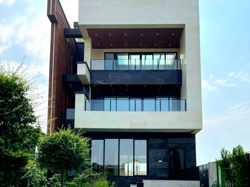 خرید ویلا فورلکس استخردار مدرن لوکس در شهرک برند هکتاری