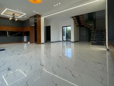 خرید ویلا تريبلكس استخردار با سند تک برگ و داخل شهرک باغی