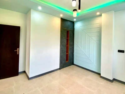 خرید ویلا تریبلکس با سند تک برگ و استخر و قابل تهاتر با اصفهان 