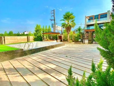 خرید ویلا تریبلکس با سند تک برگ و استخر و قابل تهاتر با اصفهان 