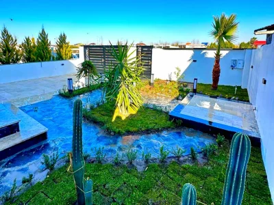 ویلا نیم پیلوت نما مدرن شهرکی و نزدیک به دریاچه قو