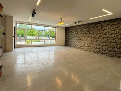 ویلا مدرن استخر دار با روف گاردن روبه جنگل 