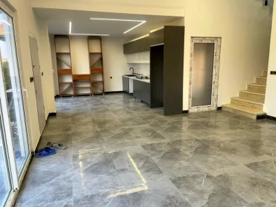 خرید ویلا دوبلکس روف دار با سند تک برگ و داخل شهرک بااصالت در منطقه شهری چمستان 