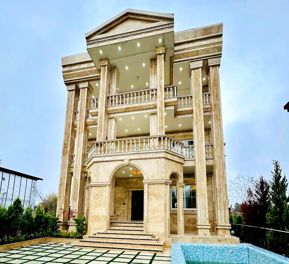 کاخ ویلا تريبلكس روف دار با سند تک برگ و استخر روباز داخل شهرک قدیمی 