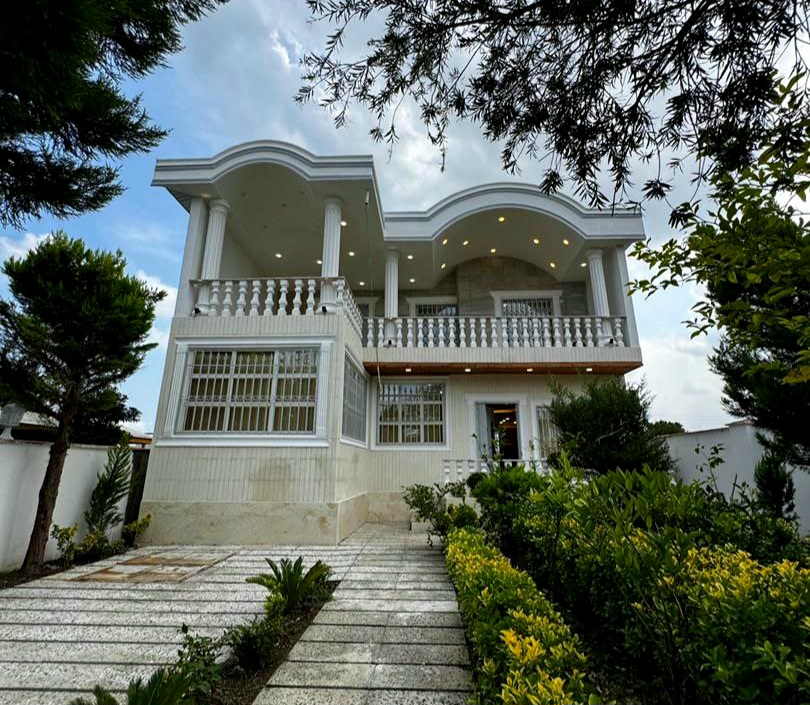 خرید ویلا باغ دوبلکس با سند تک برگ در لوکیشن شهری چمستان 